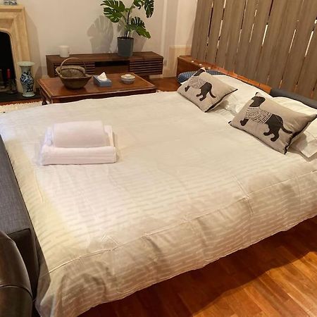 Spacious Flat In The Most Desirable Area Of Londra Exterior foto